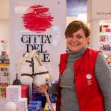 A spiegarci meglio l�evoluzione dell�esercizio � la store manager 52enne Isa Ardino